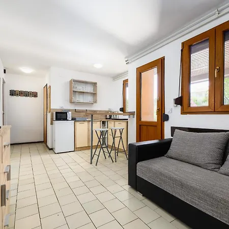 Apartment Beautiful In With Wifi