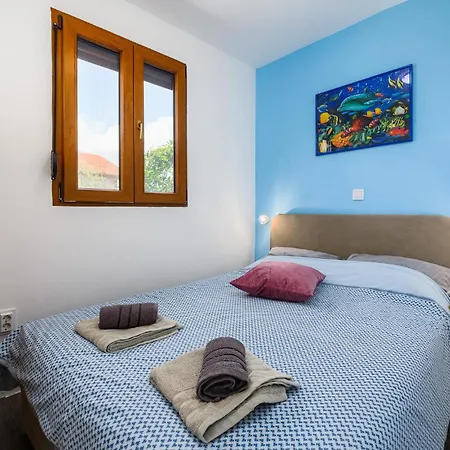 Apartment Beautiful In With Wifi Rovinjsko Selo